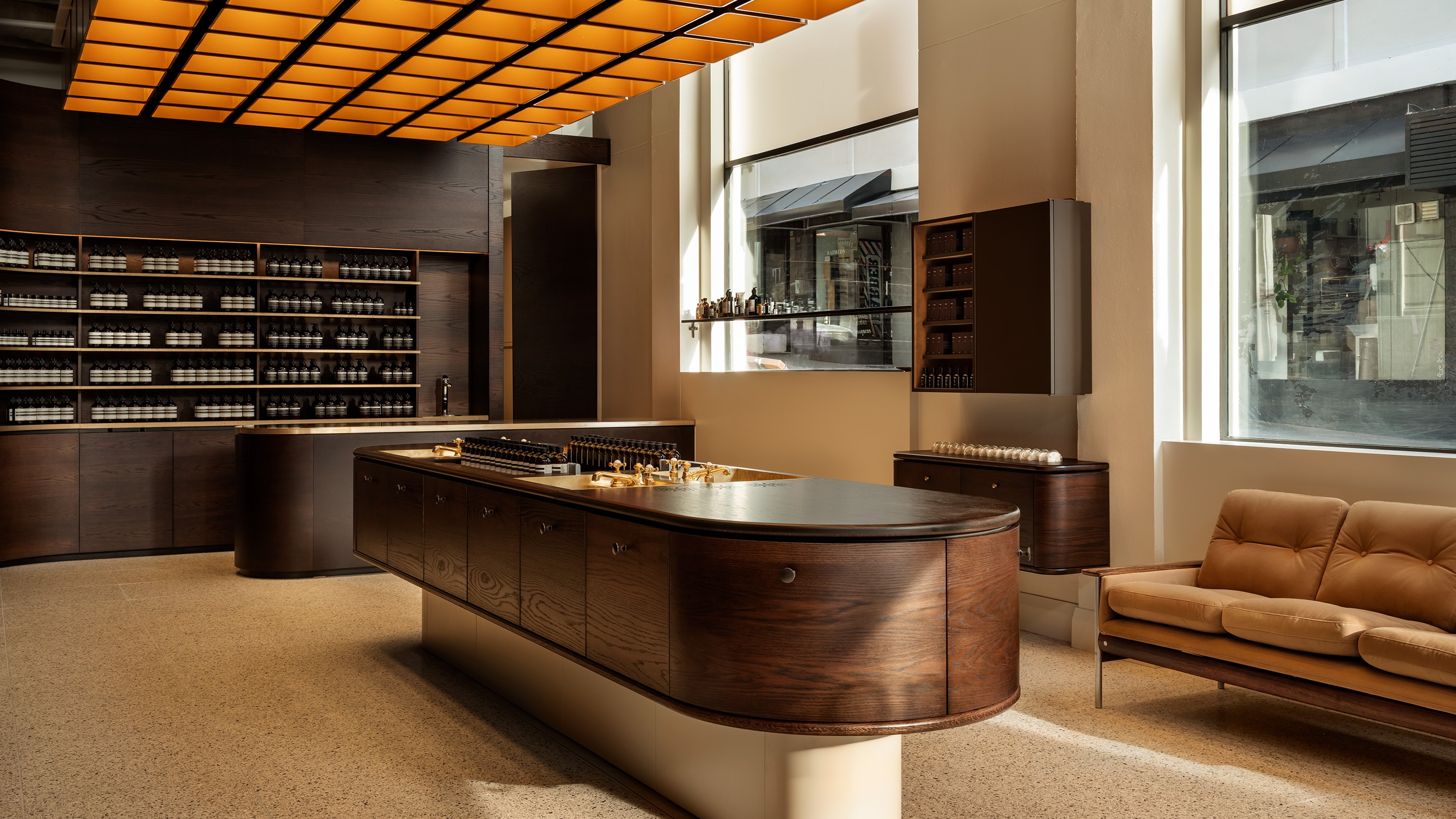 Aesop Wellington ll interior