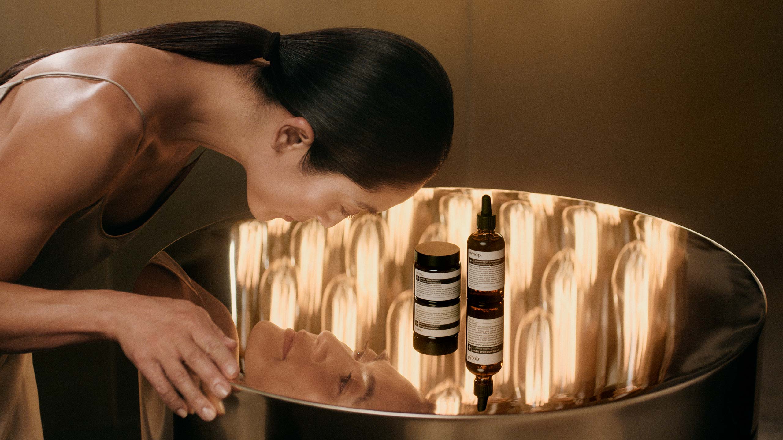 Lucent Facial Refiner: a new PHA exfoliator | Aesop