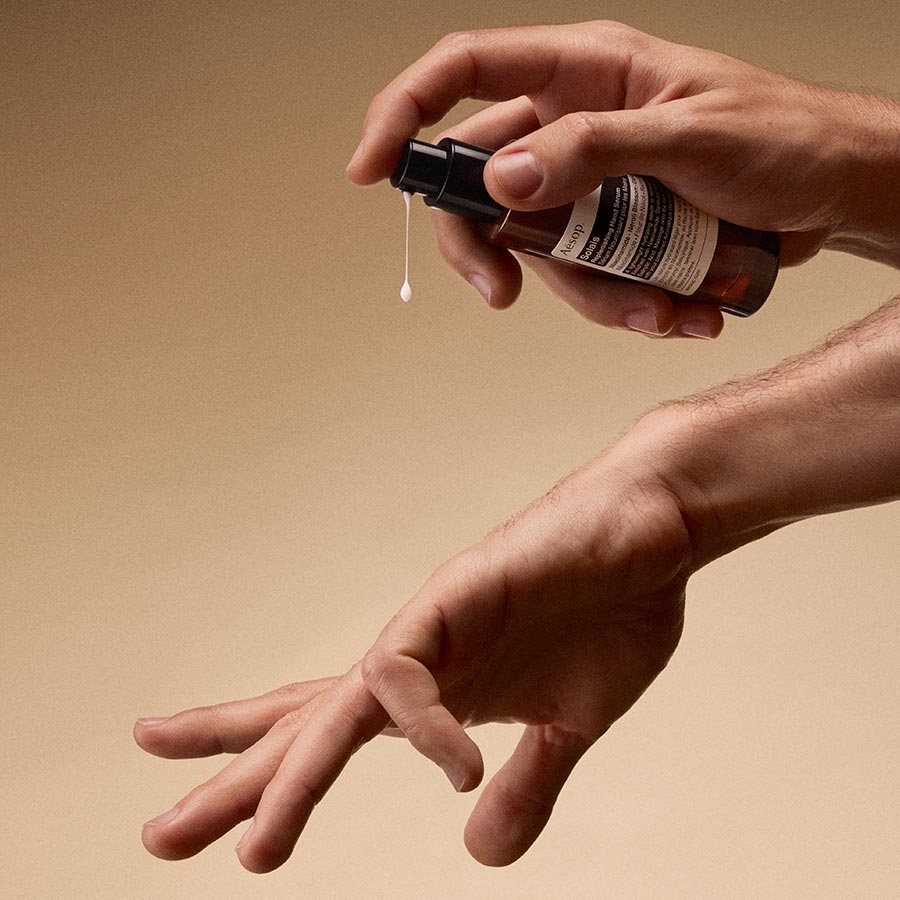 Solais Replenishing Hand Serum