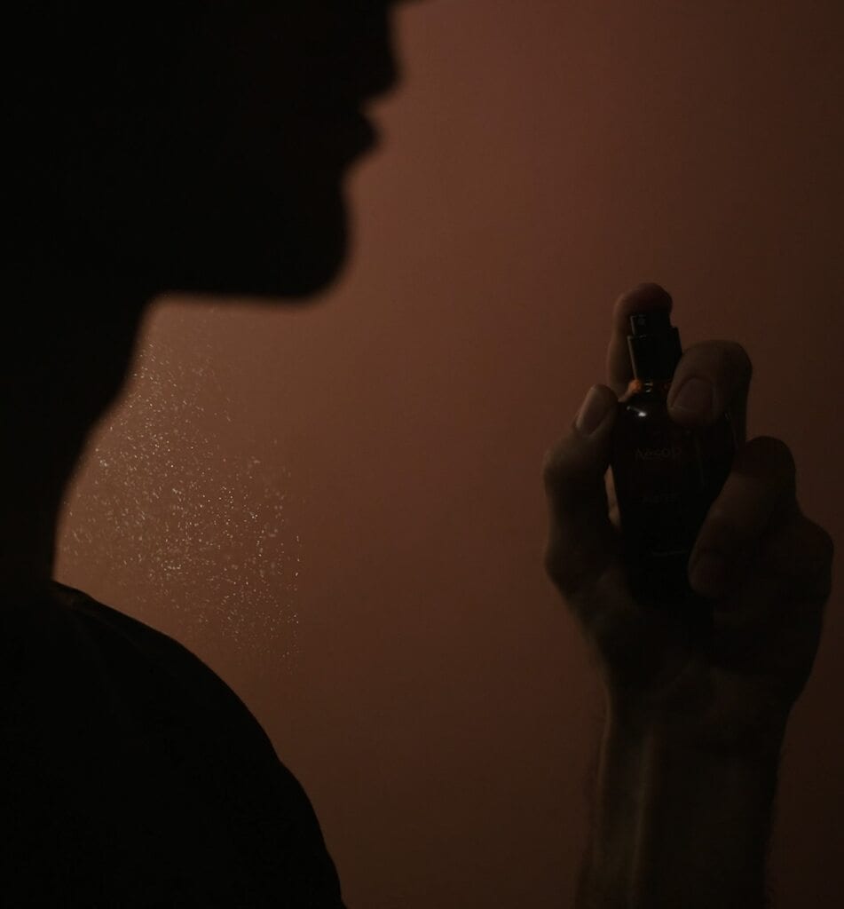 Aurner fragrance getting misted in the air